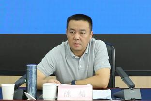 谢鹏飞谈助攻：进攻没结束一定不能放弃，做出成功率更高的决策